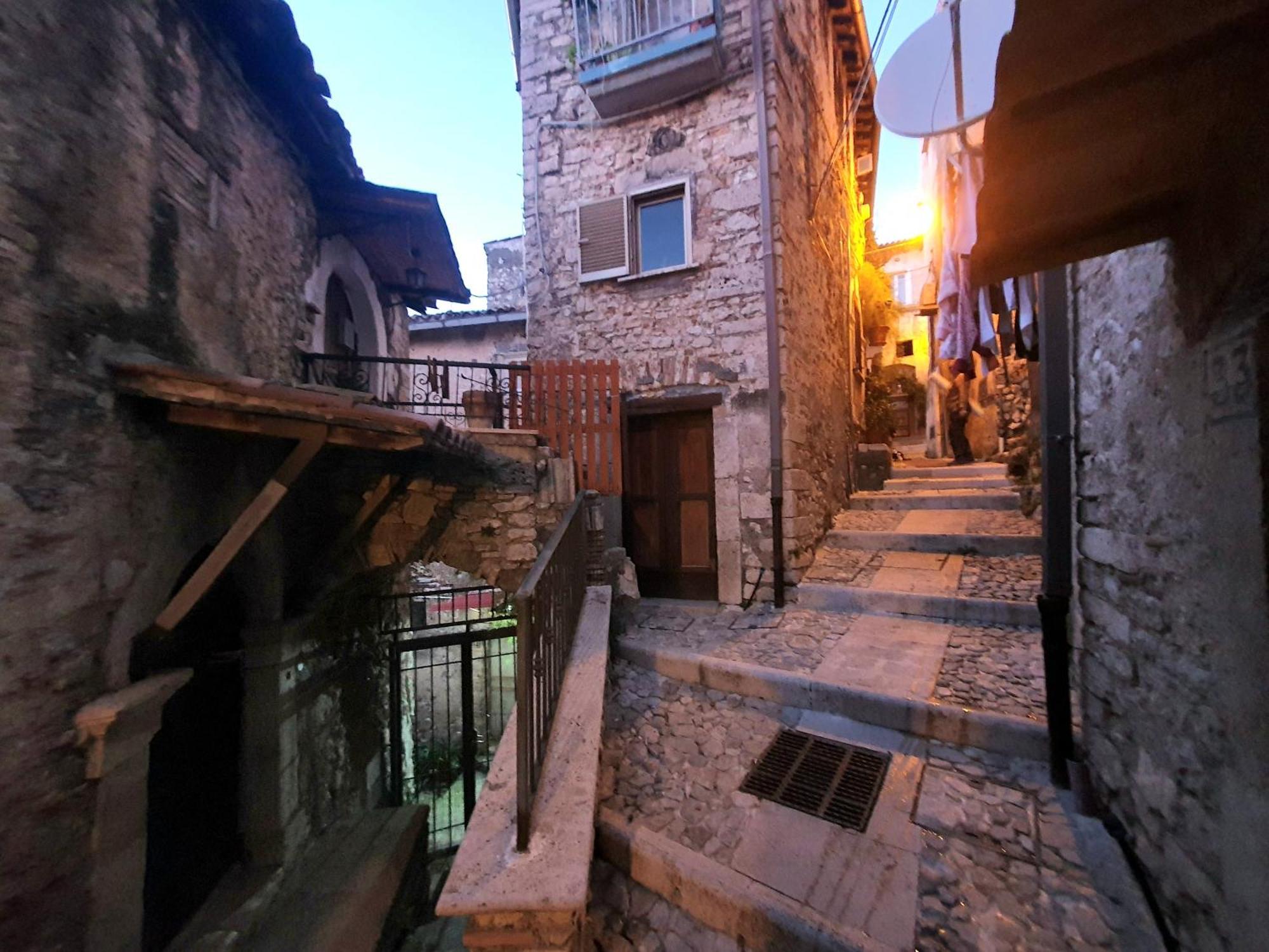 Casa Puggimiano Apartment Poggio Moiano Exterior photo